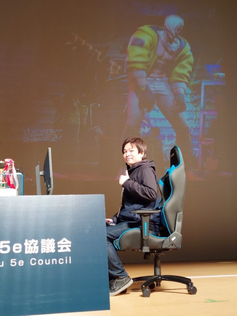 上越エリアeスポーツクラブCOMBOの活動写真 1